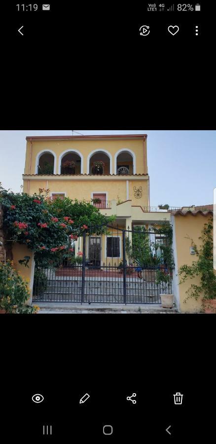 Bed and Breakfast Su Carreri Armungia Екстер'єр фото