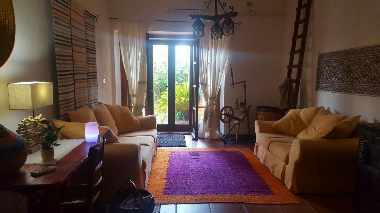 Bed and Breakfast Su Carreri Armungia Екстер'єр фото